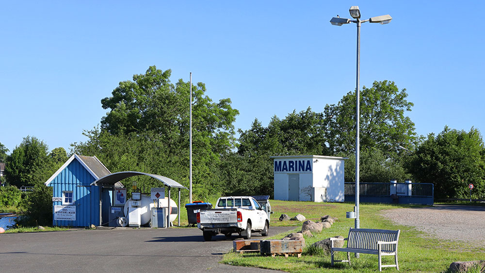 blauwasser_marina_deutschland_nok_schreiber_marina_tankstelle