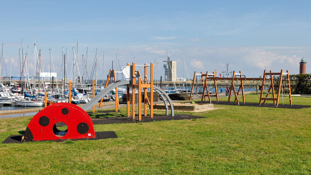 blauwasser_marina_elbe_cuxhaven_spielplatz