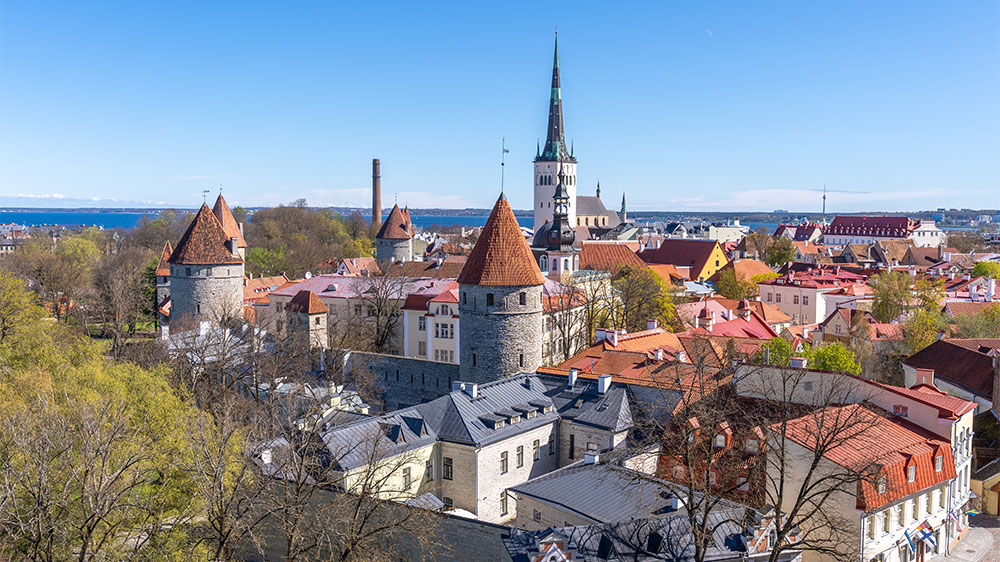 blauwasser_marina_estland_tallinn_old_city_kirchtuerme