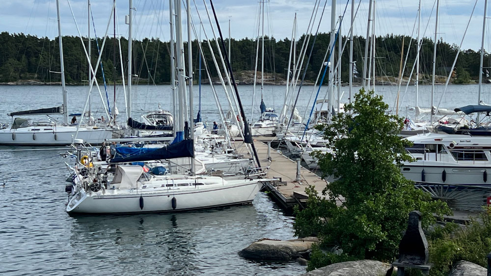 blauwasser_marina_finnland_braennskaer_liegeplaetze