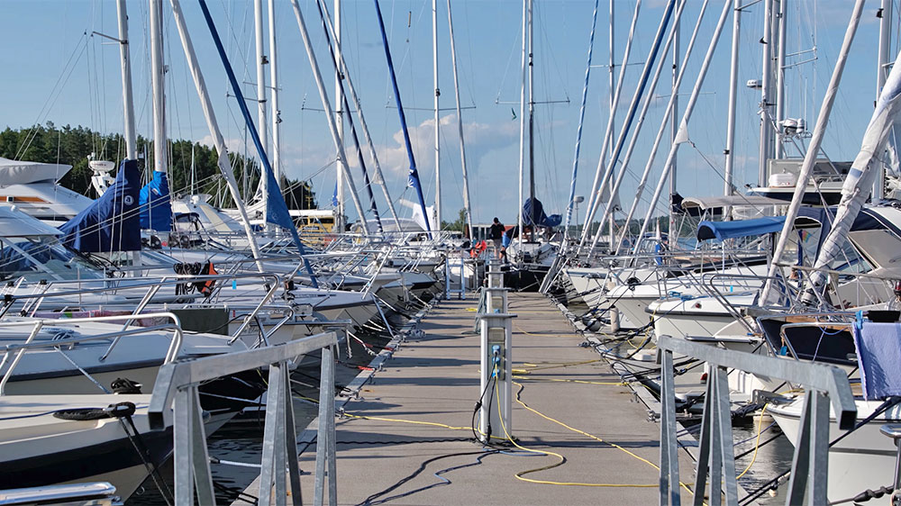 blauwasser_marina_finnland_hoegsara_strom