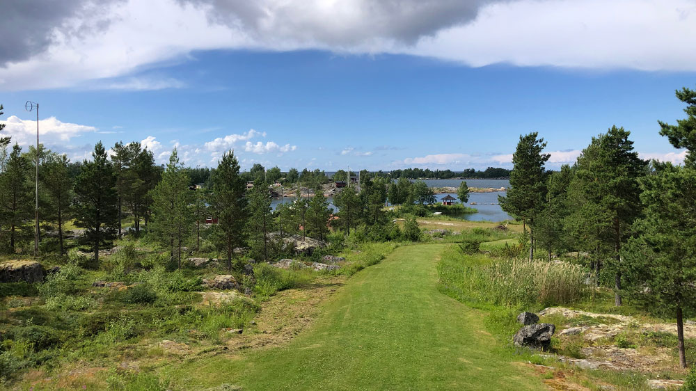 blauwasser_marina_finnland_maesskaer_blick