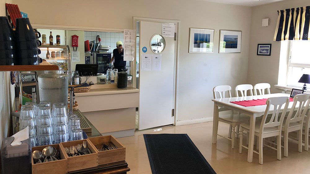 blauwasser_marina_finnland_maesskaer_restaurant