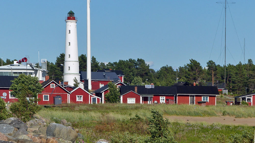 blauwasser_marina_finnland_marjaniemi_leuchtturm