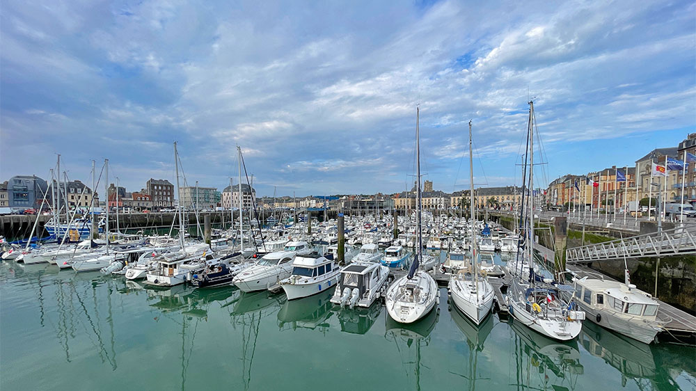 blauwasser_marina_frankreich_dieppe_hafenuebersicht