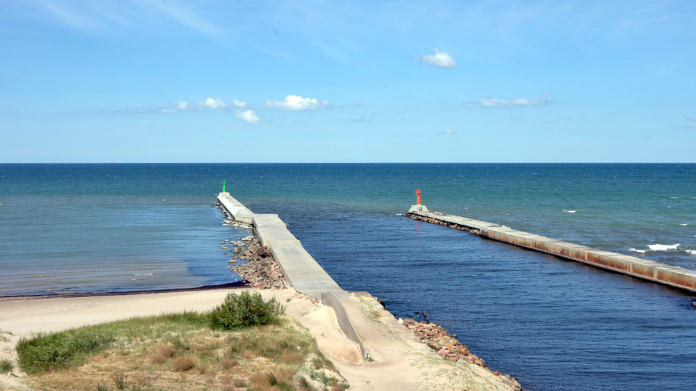 blauwasser_marina_hafen_baltikum_lettland_pavilosta_hafeneinfahrt