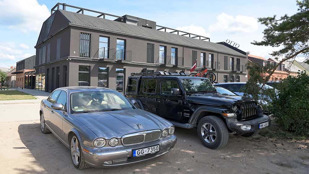 blauwasser_marina_hafen_baltikum_lettland_pavilosta_suv