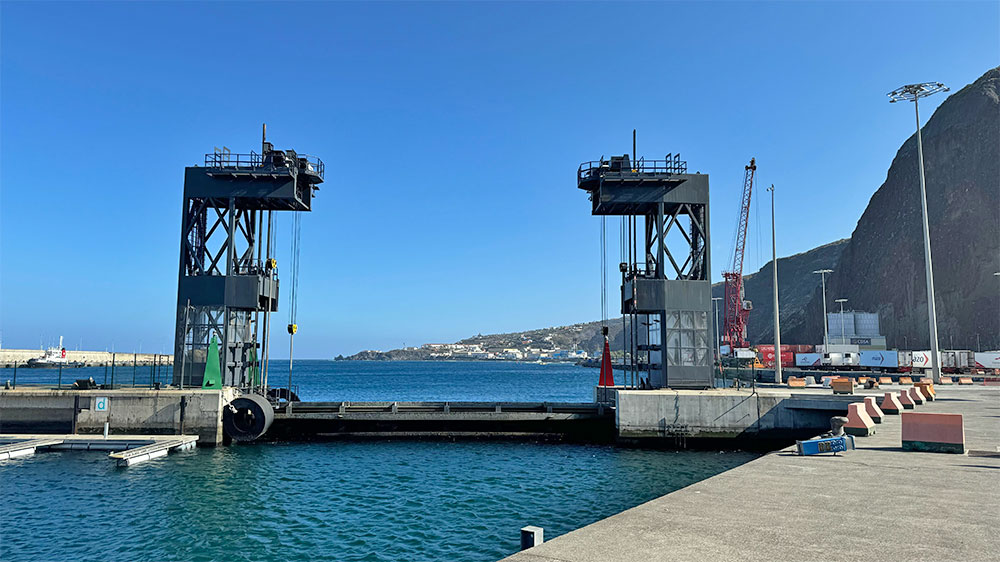 blauwasser_marina_kanaren_la_palma_santa_cruz_gate