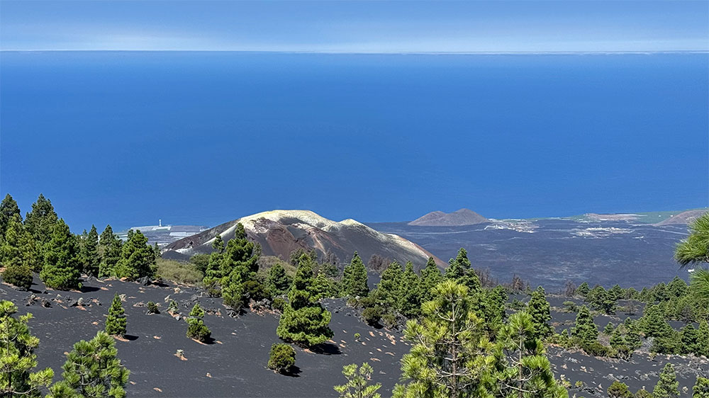 blauwasser_marina_kanaren_la_palma_santa_cruz_vulkankegel