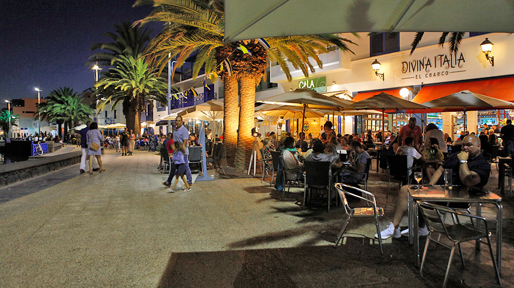 blauwasser_marina_kanaren_lanzarote_arrecife_divina_italia