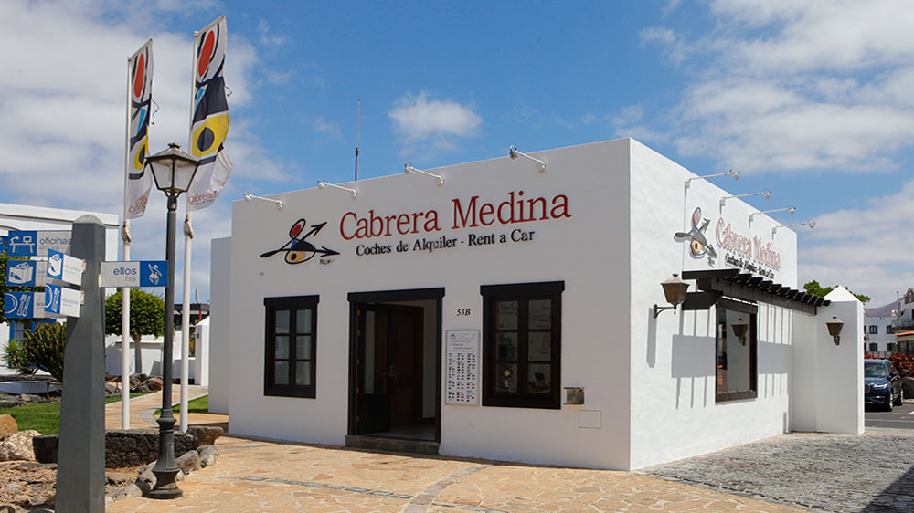 blauwasser_marina_kanaren_lanzarote_rubicon_auto
