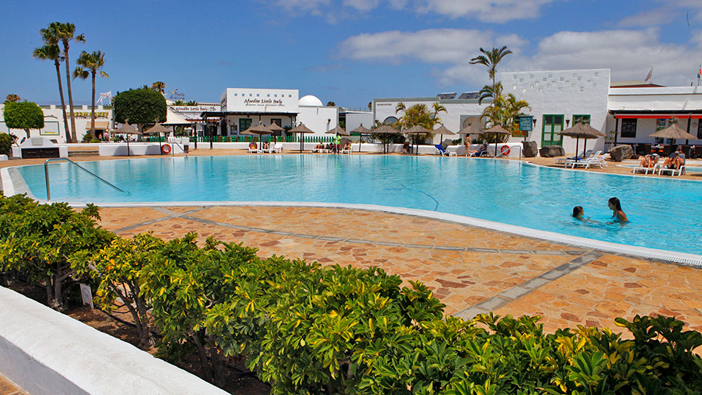 blauwasser_marina_kanaren_lanzarote_rubicon_pool