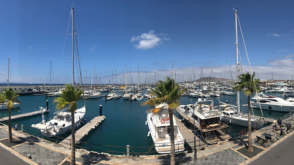 blauwasser_marina_kanaren_lanzarote_rubicon_stege