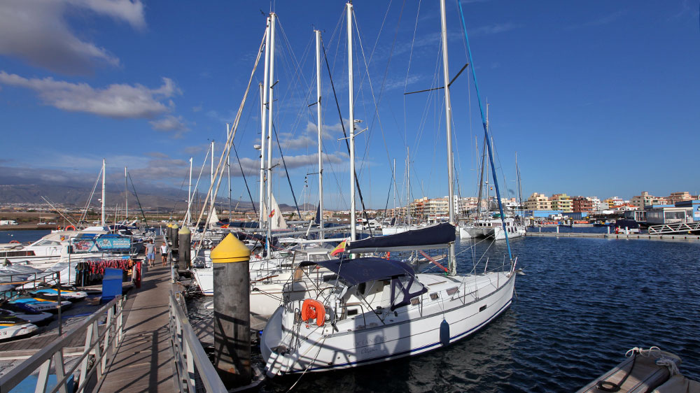 blauwasser_marina_kanaren_teneriffa_galletas_steg
