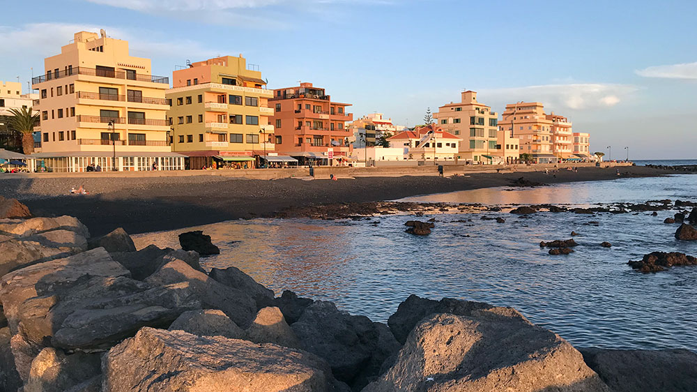 blauwasser_marina_kanaren_teneriffa_galletas_strand