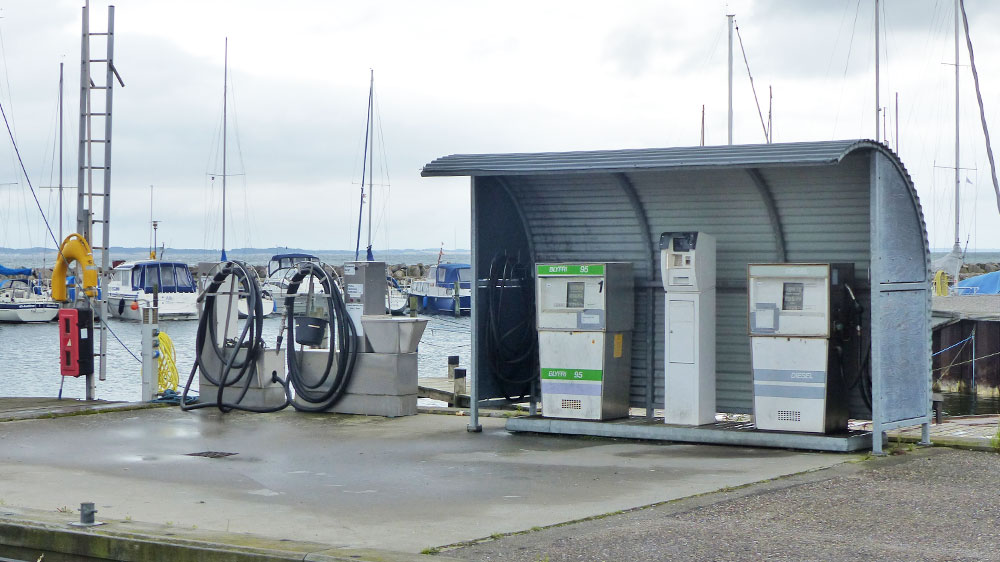 blauwasser_marina_lundeborg_tankstelle1