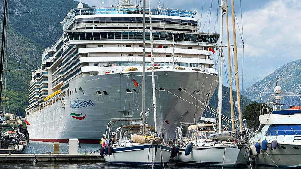 blauwasser_marina_montenegro_kotor_kreuzfahrtschiff