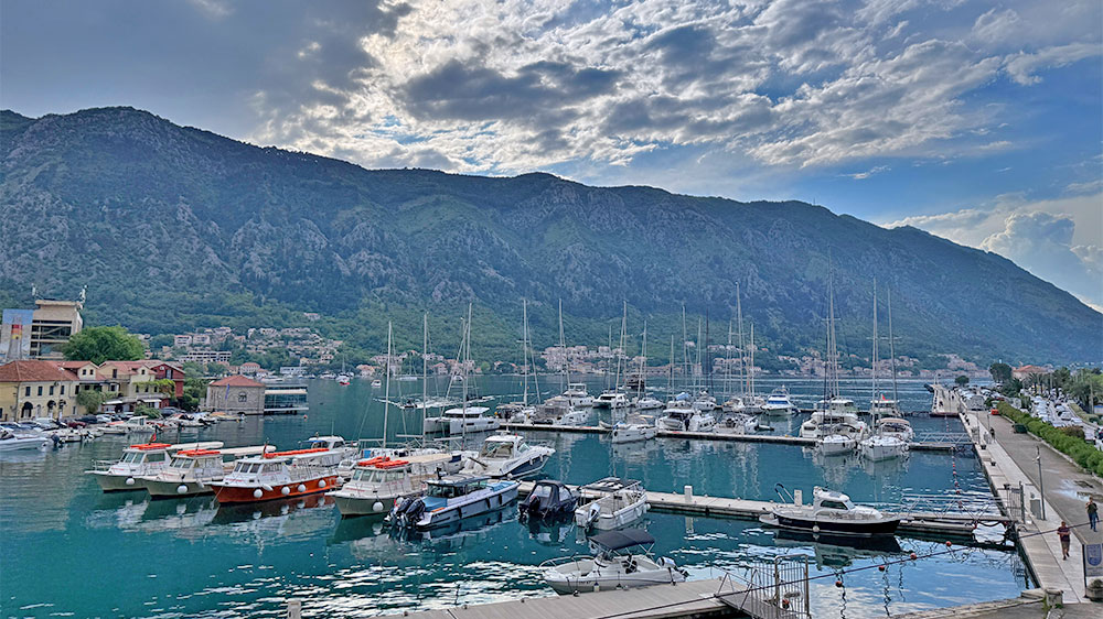 blauwasser_marina_montenegro_kotor_liegeplaetze