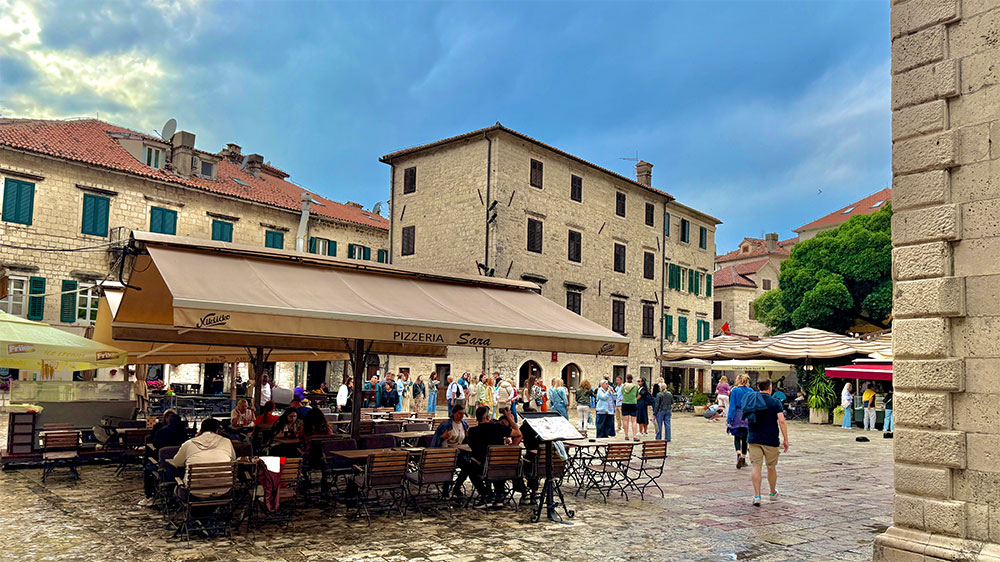 blauwasser_marina_montenegro_kotor_restaurant