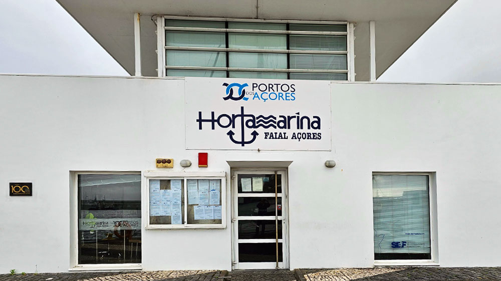 blauwasser_marina_portugal_azoren_horta_hafenbuero