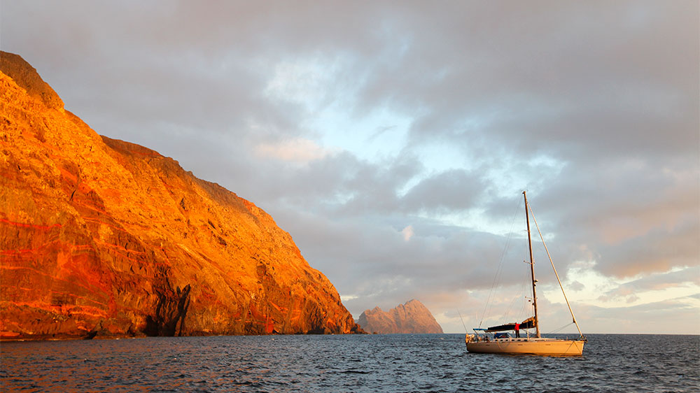 blauwasser_marina_portugal_madeira_ilhas_desertas_muring