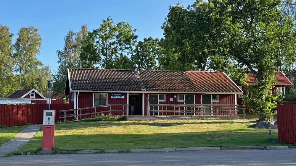 blauwasser_marina_schweden_goetakanal_sjoetorp_servicegebaeude