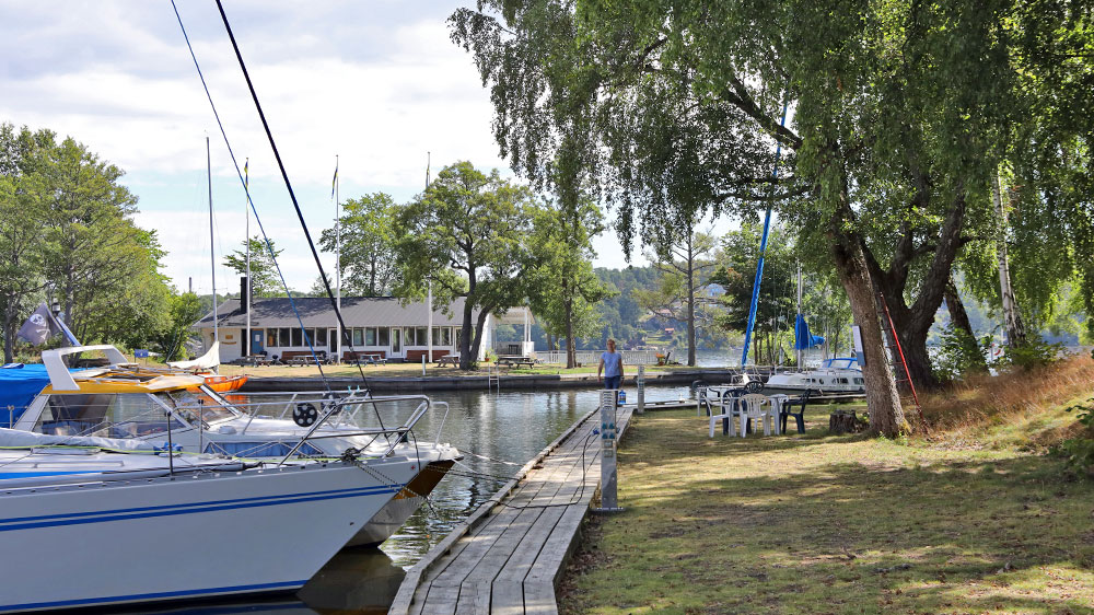 blauwasser_marina_schweden_maelaren_jungfruholmarna_strom
