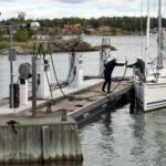 blauwasser_marina_schweden_ostschaeren_arkoesund_tankstelle