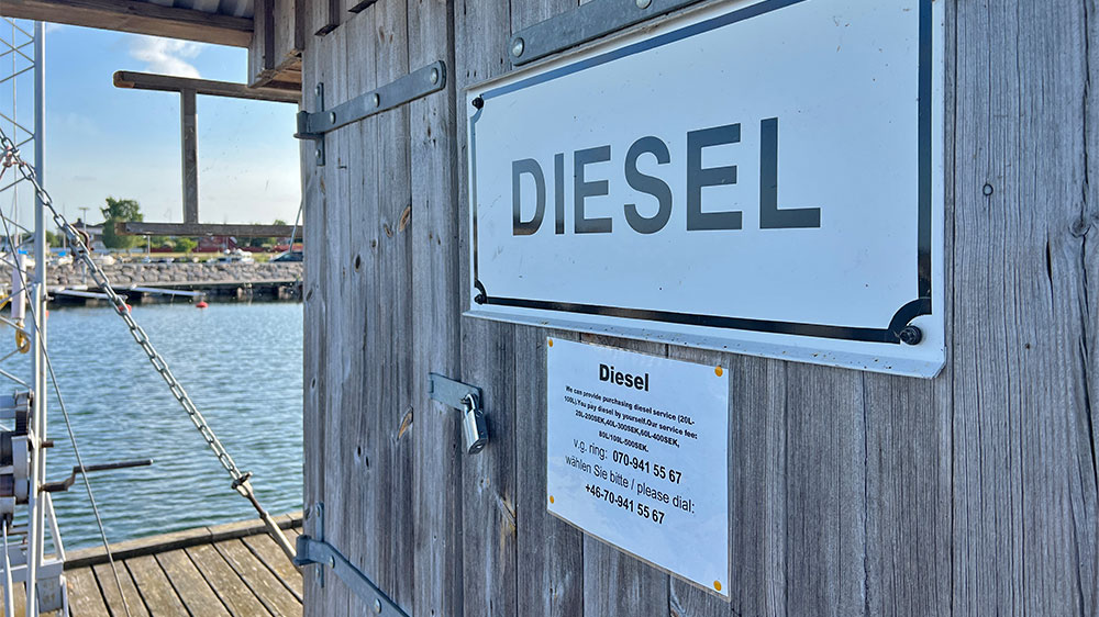 blauwasser_marina_schweden_ostschaeren_bergkvara_diesel