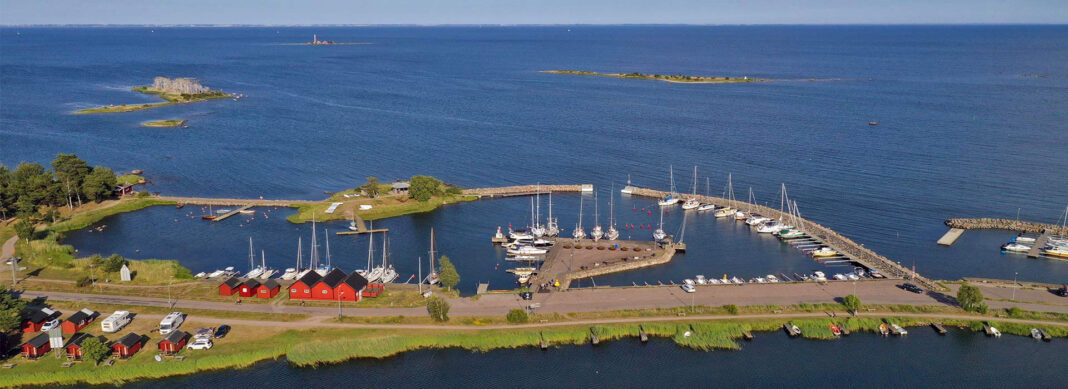 blauwasser_marina_schweden_ostschaeren_bergkvara_header