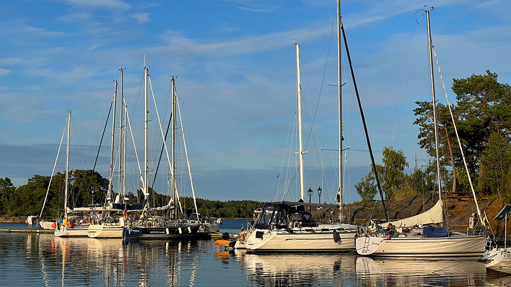 blauwasser_marina_schweden_ostschaeren_broken_heckanker