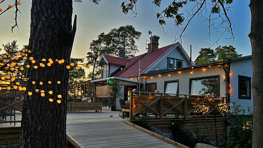 blauwasser_marina_schweden_ostschaeren_getfoten_restaurant
