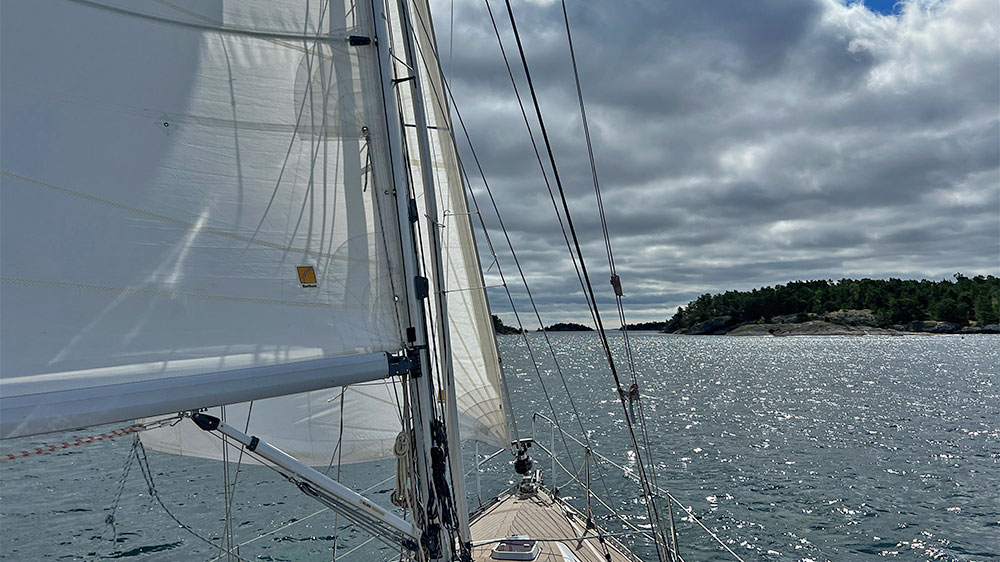 blauwasser_marina_schweden_ostschaeren_harstena_einfahren