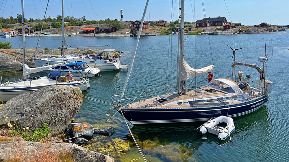 blauwasser_marina_schweden_ostschaeren_huvudskaer_festgemacht