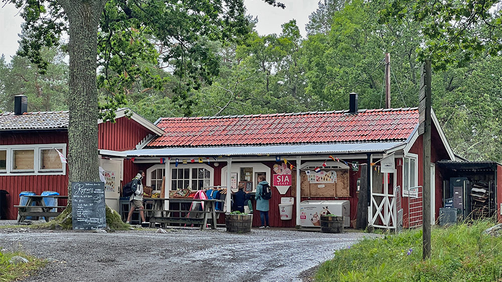 blauwasser_marina_schweden_ostschaeren_idholmen_bauernhof