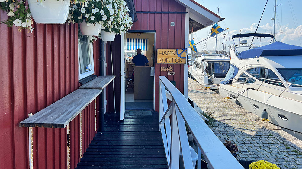 blauwasser_marina_schweden_suedkueste_hanoe_hafenkontor
