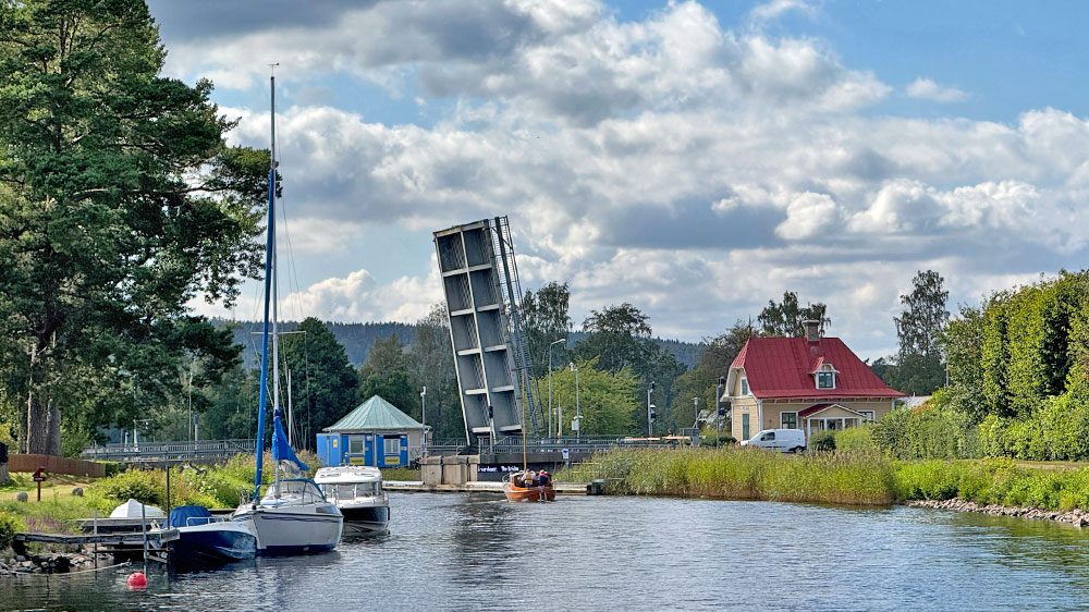 blauwasser_marina_schweden_vaettern_karlsborg_klappbruecke