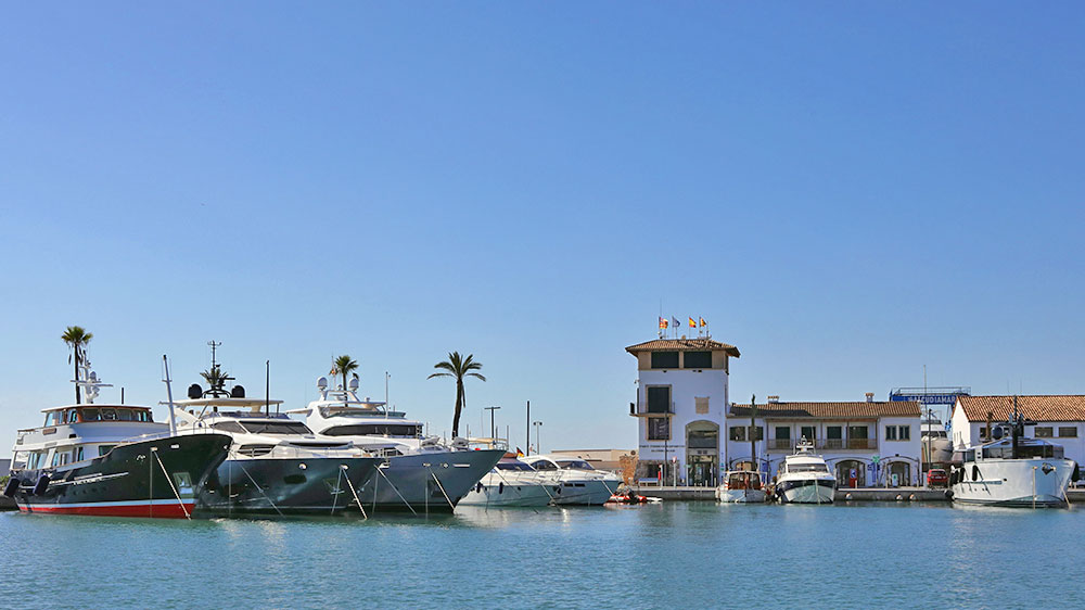 blauwasser_marina_spanien_balearen_alcudiamar_marinabuero