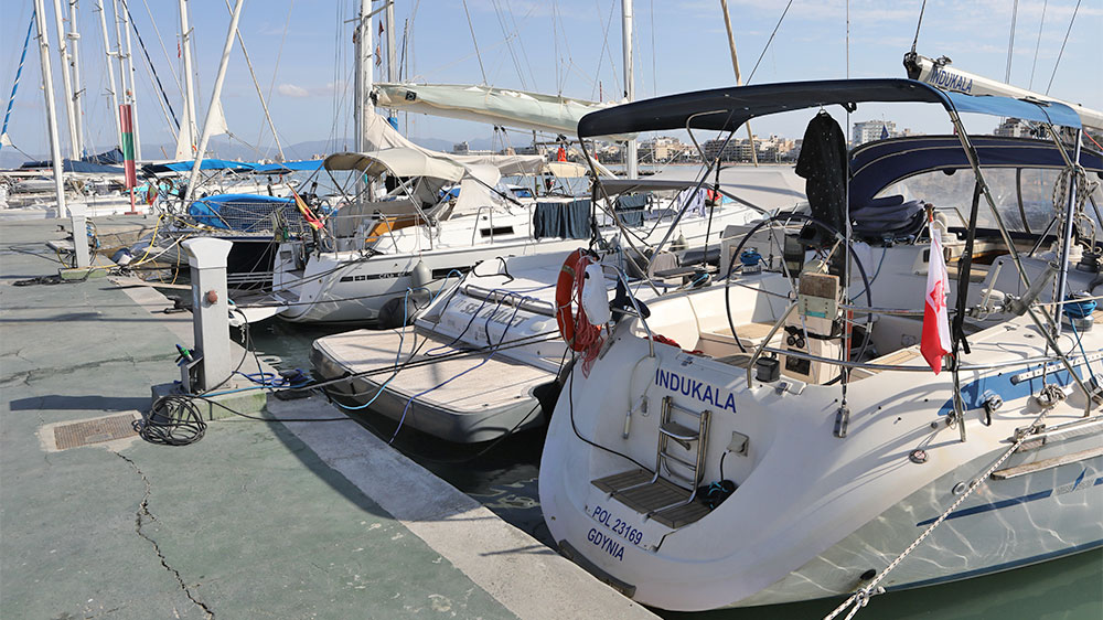 blauwasser_marina_spanien_balearen_arenal_strom