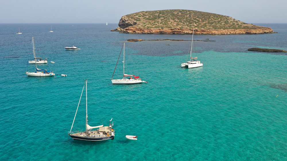 blauwasser_marina_spanien_balearen_cala_comte_ankern