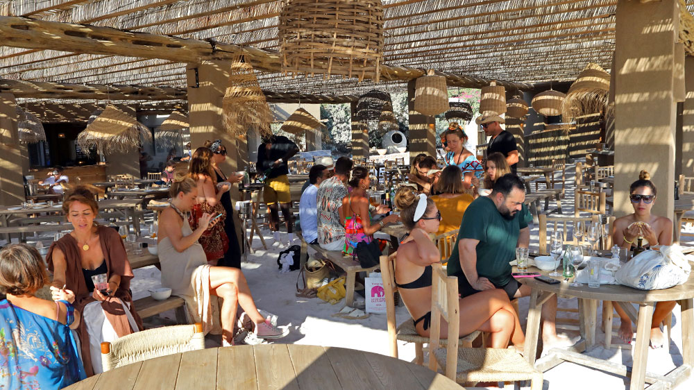 blauwasser_marina_spanien_balearen_cala_moli_bar