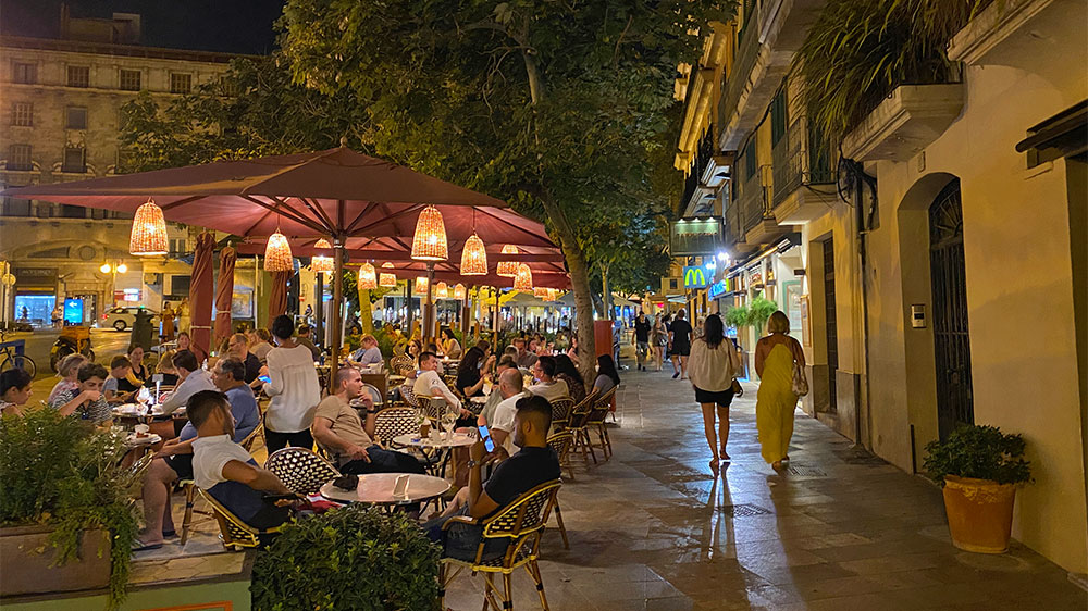 blauwasser_marina_spanien_balearen_la_lonja_restaurants