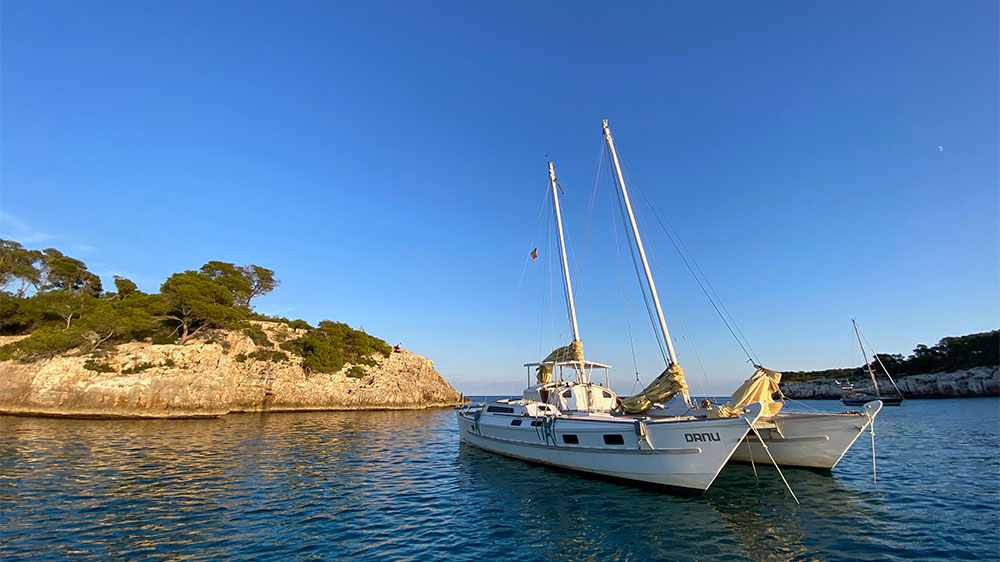 blauwasser_marina_spanien_balearen_mondrago_abend
