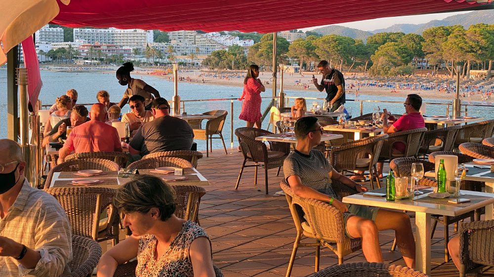 blauwasser_marina_spanien_balearen_santa_ponca_restaurants