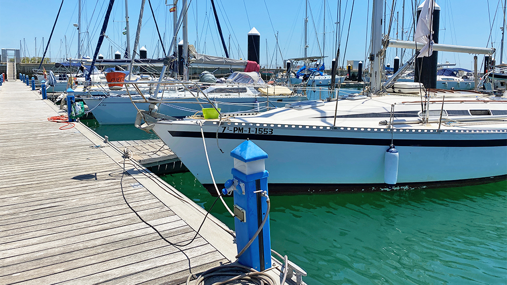 blauwasser_marina_spanien_suedkueste_cadiz_strom