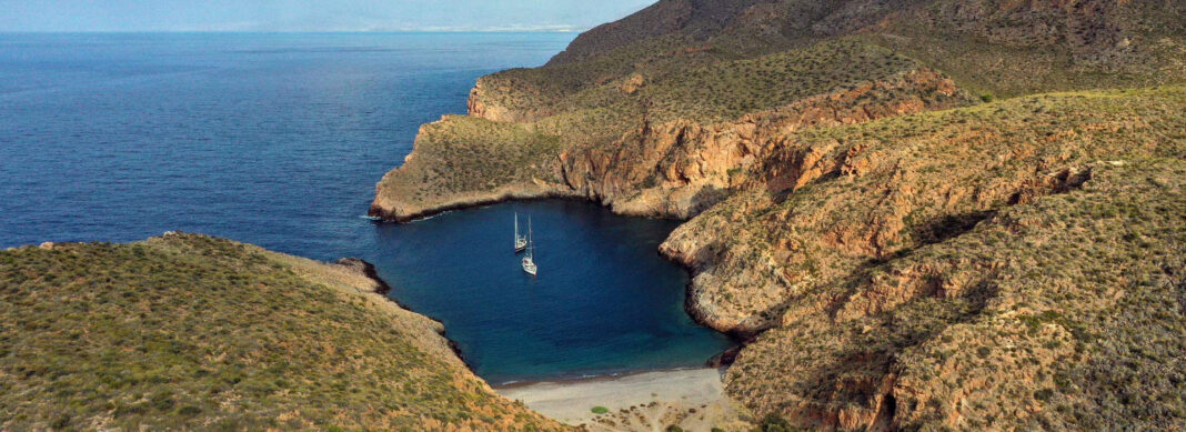 blauwasser_marina_spanien_suedkueste_cala_cerrada_header