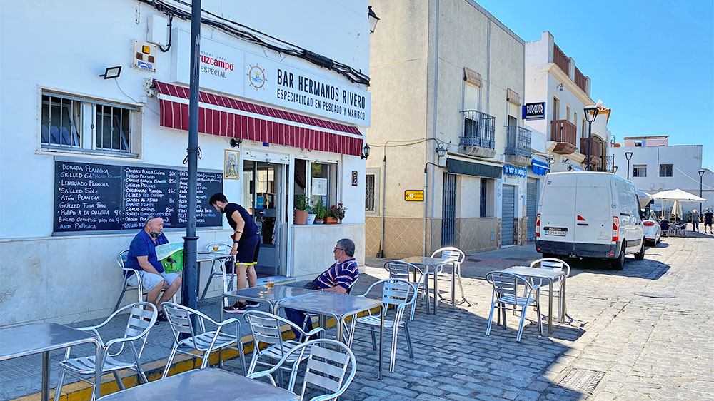 blauwasser_marina_spanien_suedkueste_isla_cristina_fischbar