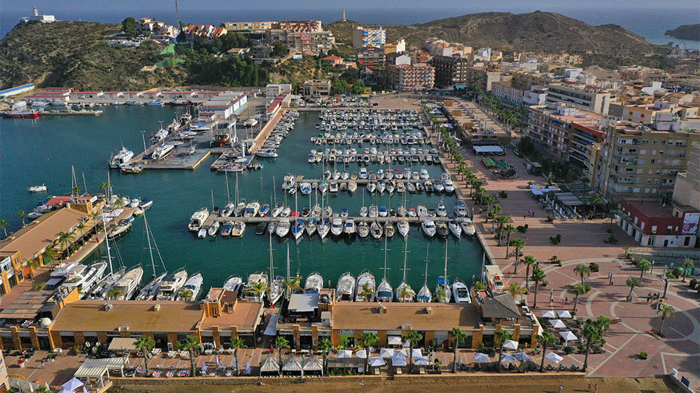 blauwasser_marina_spanien_suedkueste_mazzaron_trubel