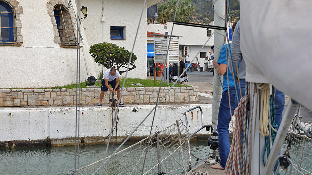blauwasser_marina_spanien_suedkueste_sitges_festmachen