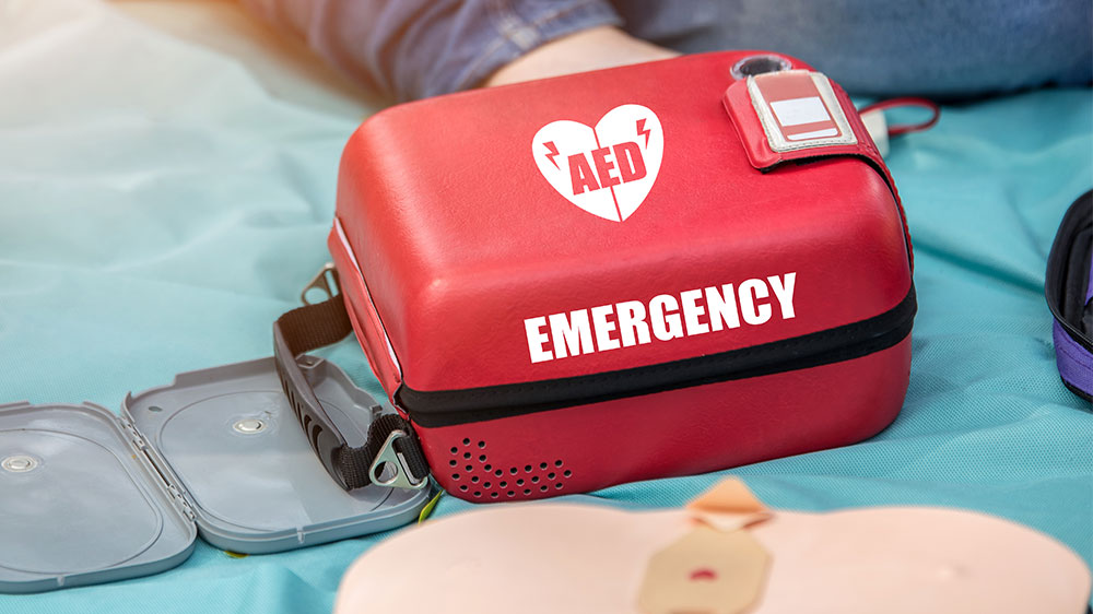 blauwasser_medizin_yacht_bordapotheke_defibrillator